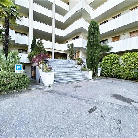 Apartment In By Maggiore Luino